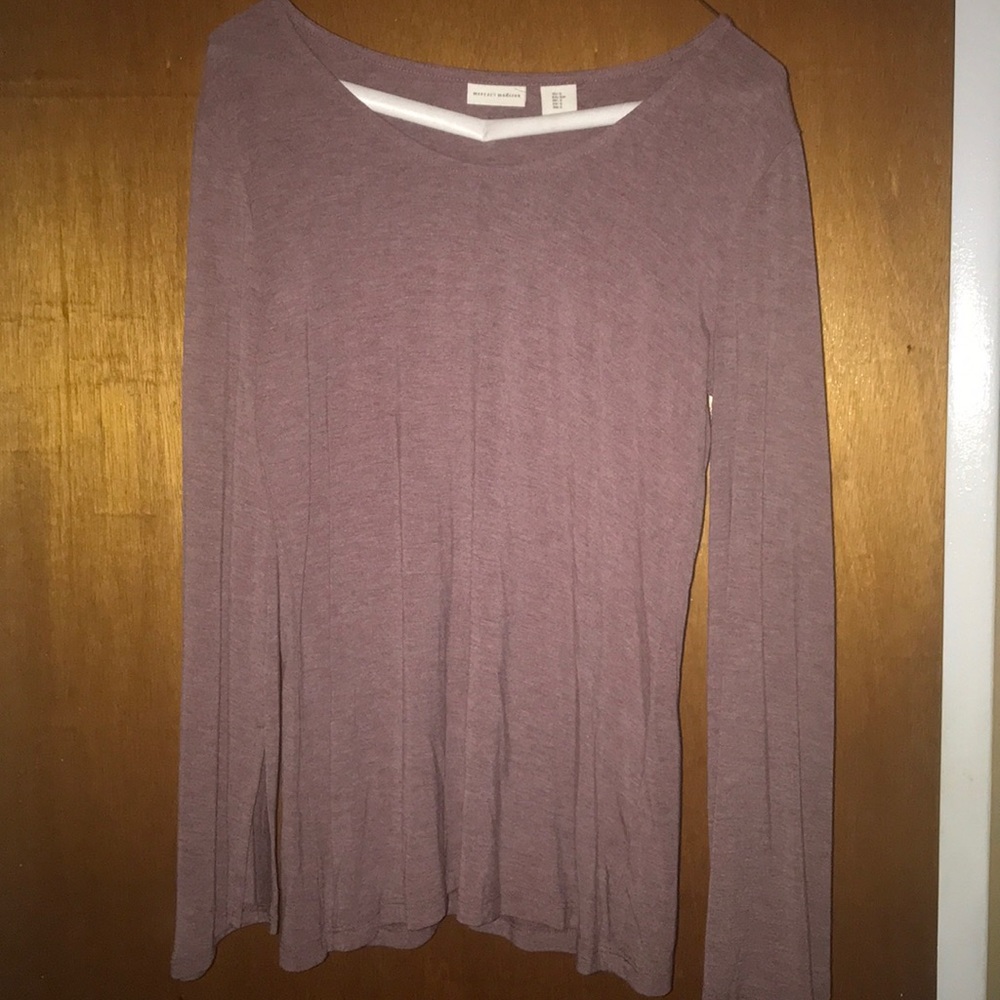 Plain long sleeve shirts